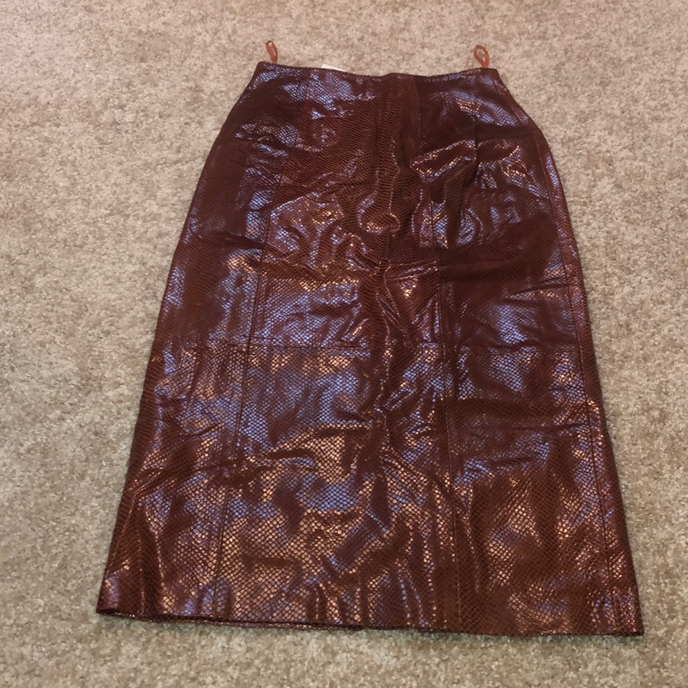 Leather 90s vintage brown pencil skirt w slit